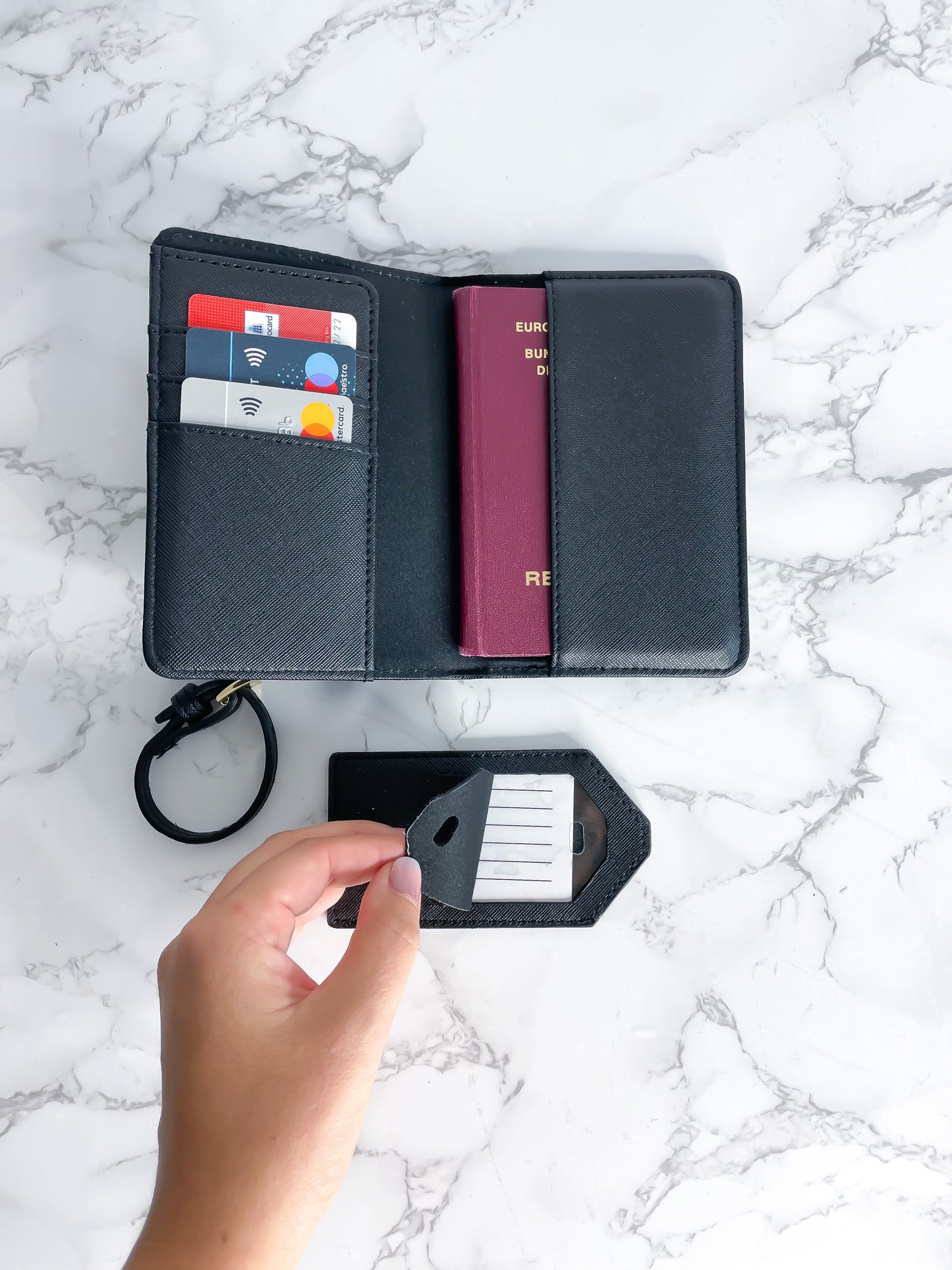 Reiseset I Zwei personalisierte Reisepasshüllen + Kofferanhänger I Organizer