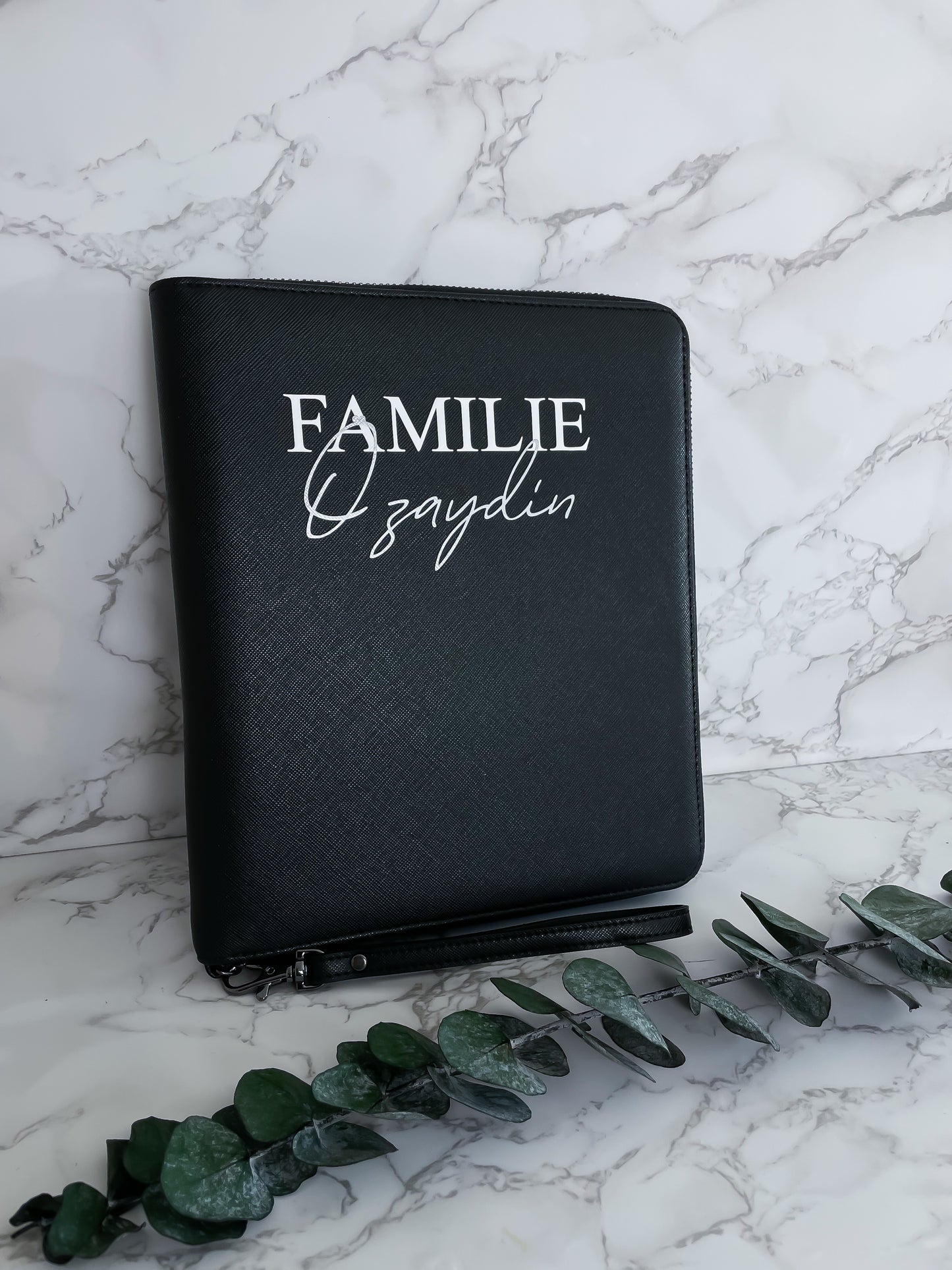 Personalisierter Premium Organizer / Familien Organizer / Reiseetui