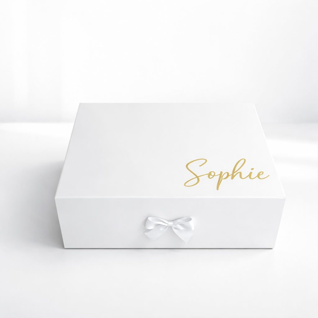 Personalisierte Brautjungfer Geschenkbox mit Name „Sophie und  weiße Schleife – Willst du meine Brautjungfer sein?